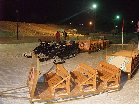 スノーモービル遊覧そり