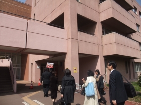 2学外観