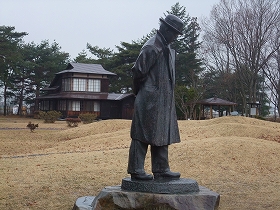 地人協会建物6