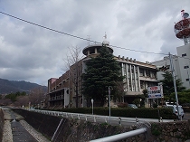 �Ή���ƌ�e���